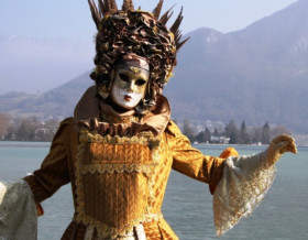Carnaval et lac d'Annecy