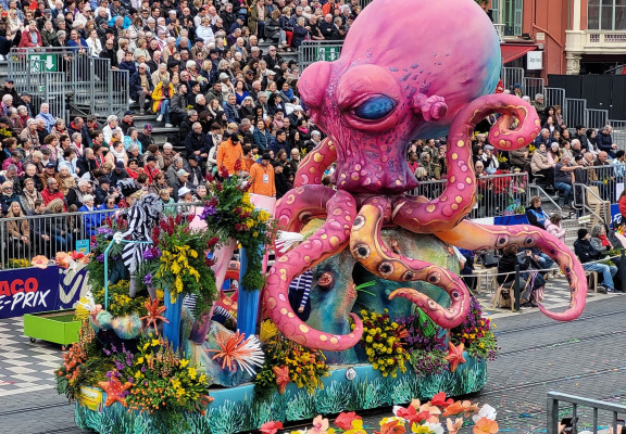 Carnaval de Nice et expo agrumes à Menton
