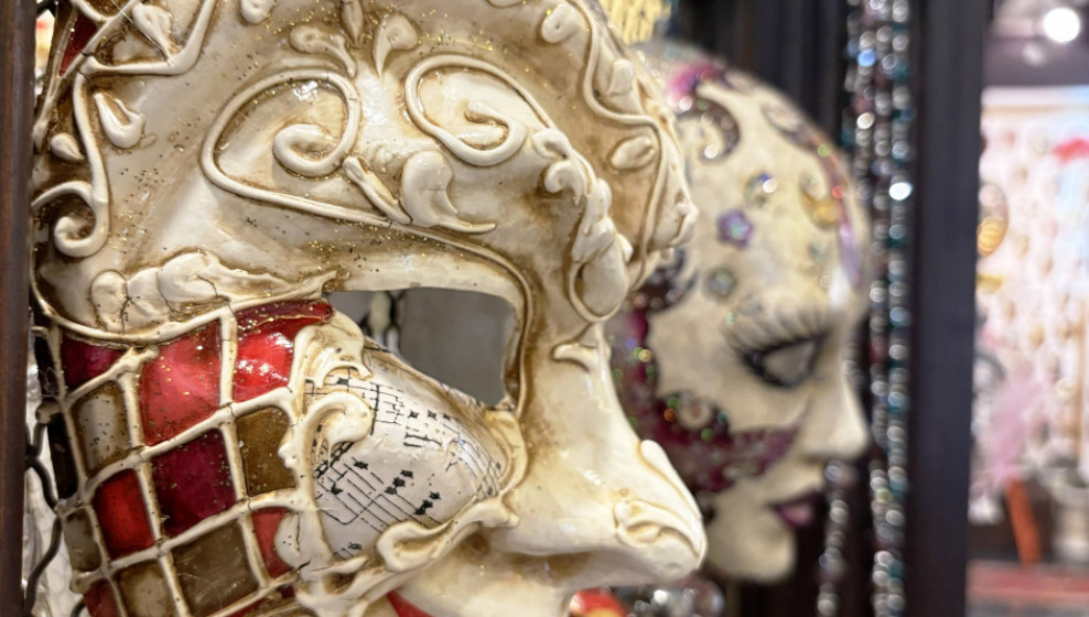Fabrique de masques © T. Michel