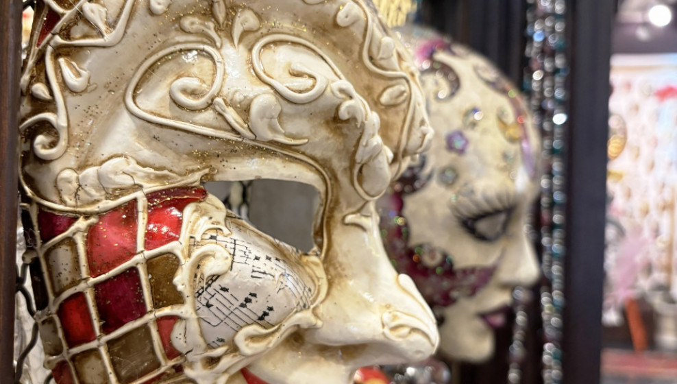 Fabrique de masques © T. Michel